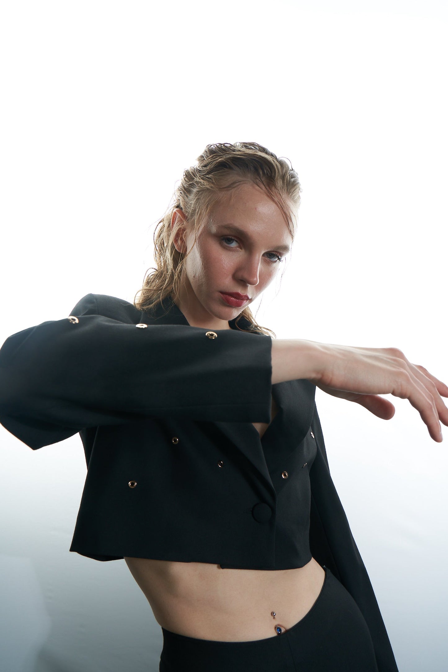 NO:00 Crop Blazer Ceket